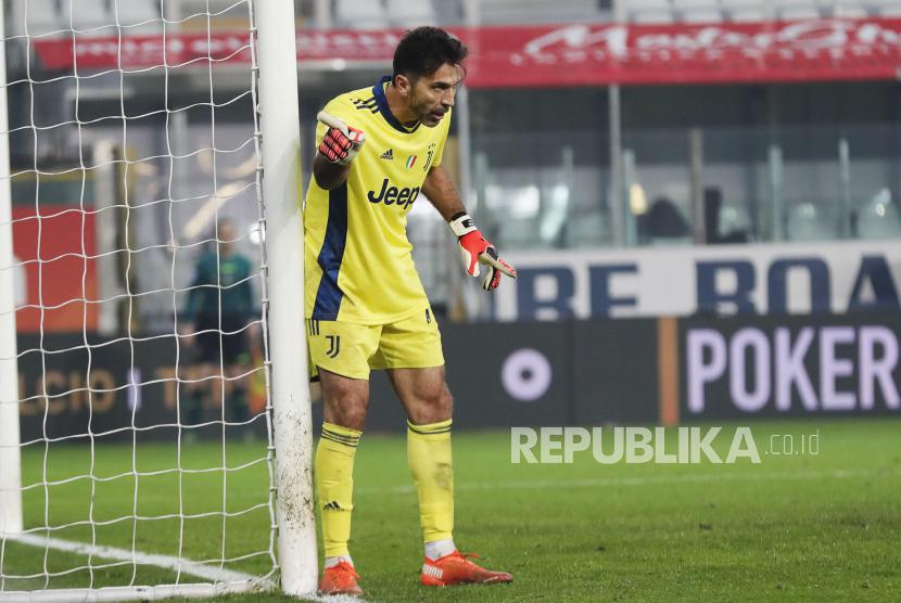 buffon lanjut main bersama juventus hingga usia 43... Buffon Nikmati Setiap Pertandingan pada Usia 43 Tahun