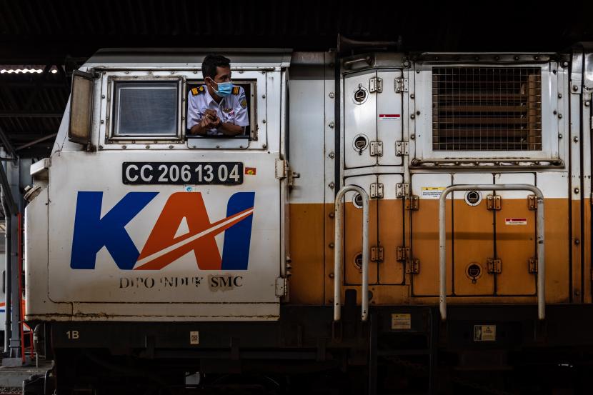 KAI Upayakan Normalisasi Jalur KA di Semarang